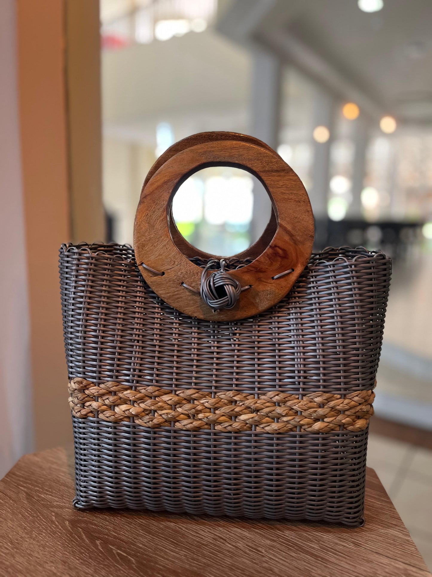 Cartera Artesanal Mediana Aro de Madera