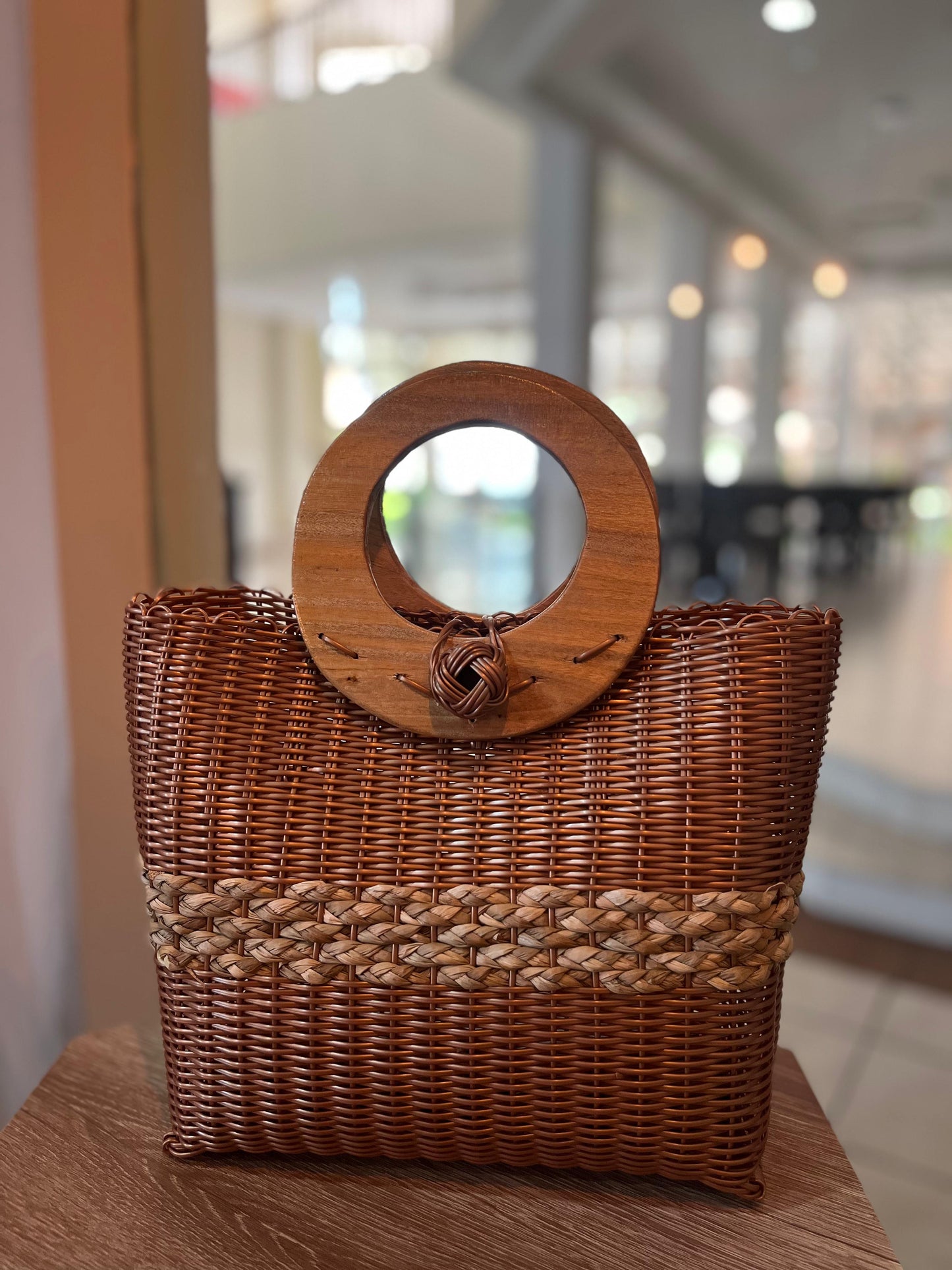 Cartera Artesanal Mediana Aro de Madera