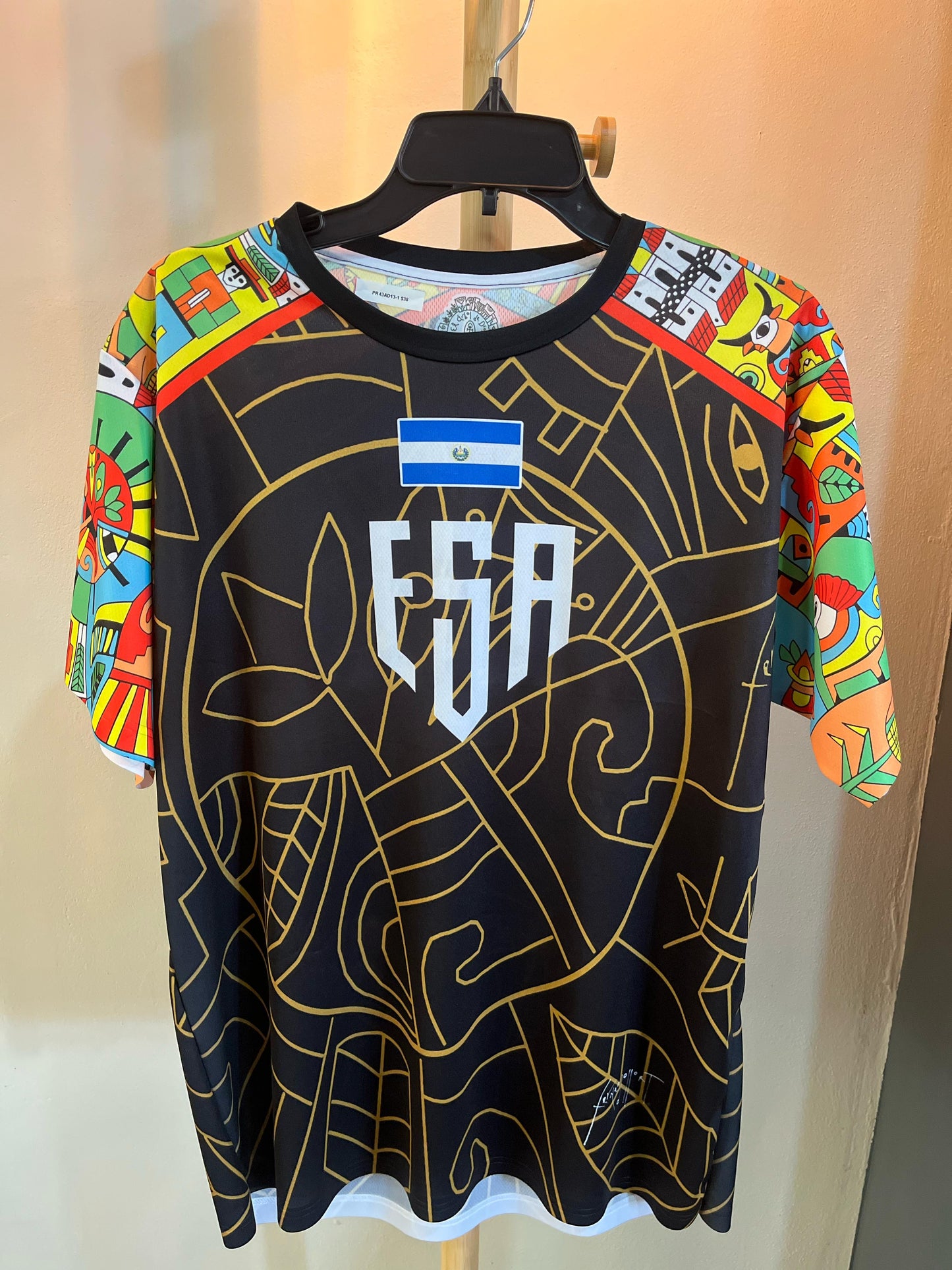 Camisa Deportiva Negra