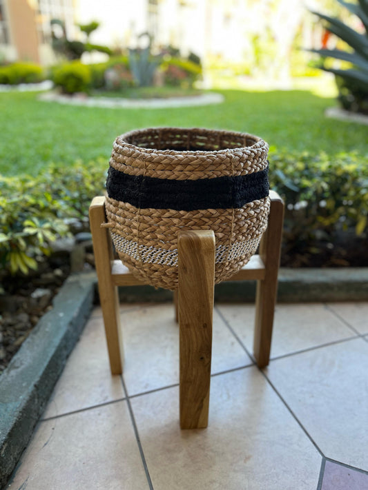 Cesto con base de madera