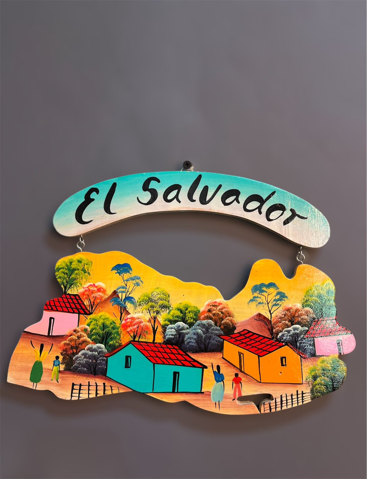 Mapa de madera colgante con paisaje